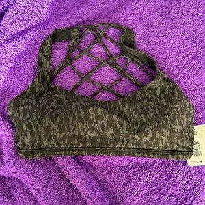 NWT! Lululemon sports bra!